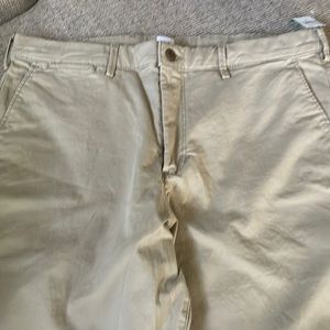 Gap Factory 10” Khaki Shorts MENS 36w